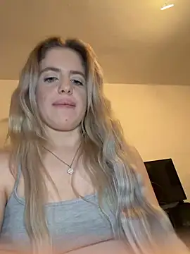 Holly-Glamour webcam