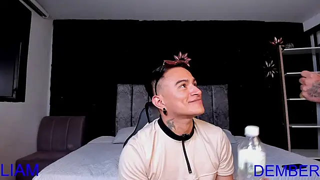 LiamDeep webcam