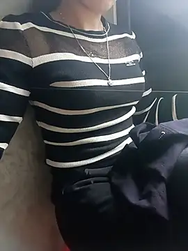 Watch Thobaby112 live on EroticFlix - High definition streams