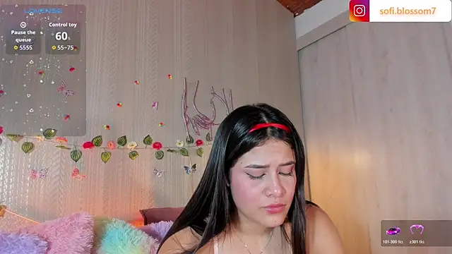 Sofi_Blossom webcam