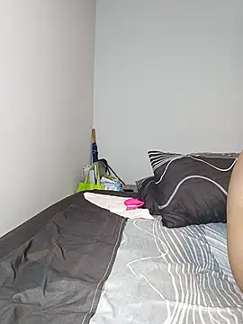 LucyCherry69 webcam