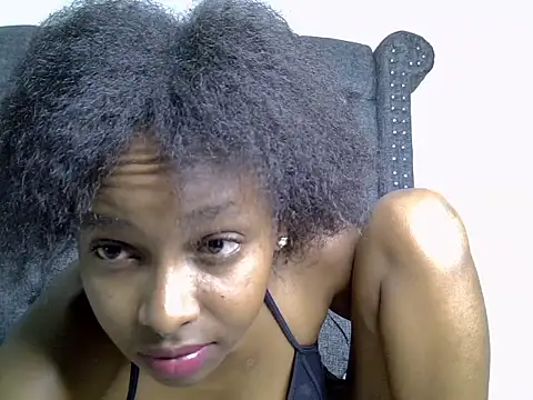 cocolaurah webcam
