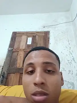 mafioso_black23cm webcam