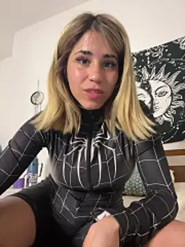 sashaaaaa2026 webcam