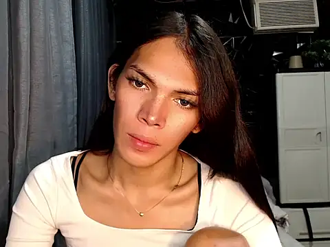 GORGEOUS_CARMEE live cam on StripChat