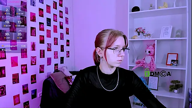 gloria_bubble webcam