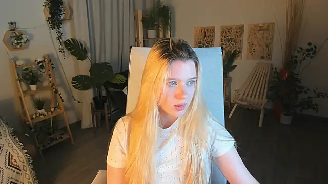 CelestineMauriac webcam