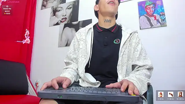 big_hot_boy_ webcam