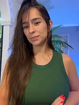 Mau_White webcam
