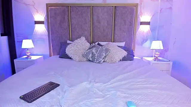 LolaGray__ webcam