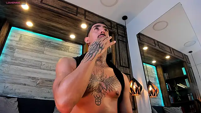 Donovan_Desmond webcam