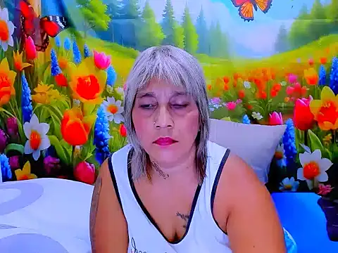 indianroxy webcam