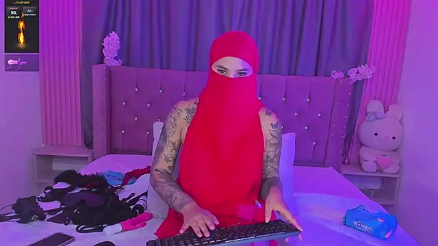 Nayla-Mouna webcam