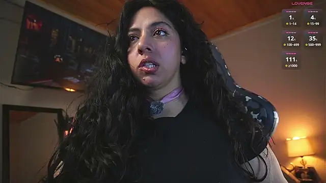 coraline_latin webcam