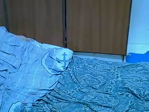 icy_pearl webcam