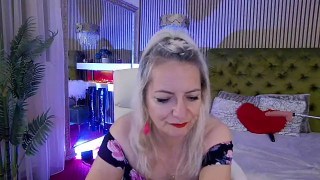 LadyTouch webcam