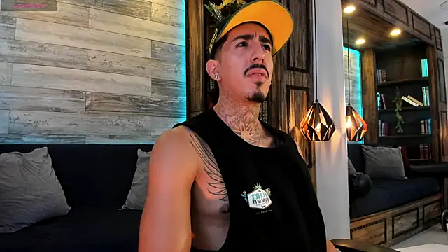 Donovan_Desmond webcam