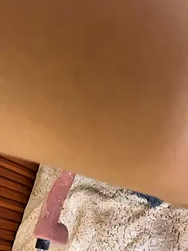 Eva_Feller69