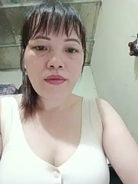 Sana-vn live cam on StripChat