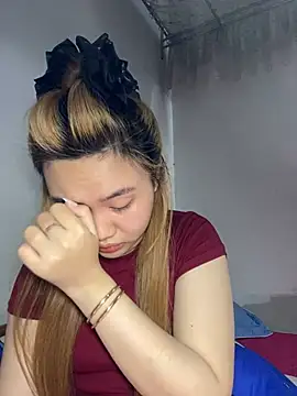 Almira6868 webcam
