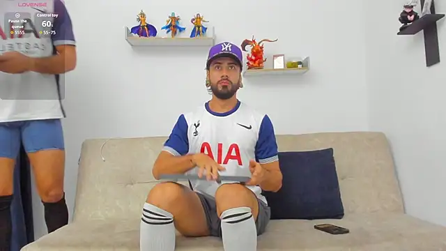 heteros_curious webcam