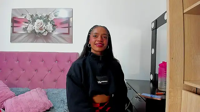 sharon_hill live cam on StripChat