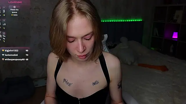 Lucia_wow webcam