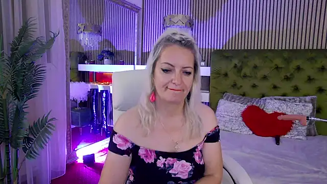 LadyTouch webcam