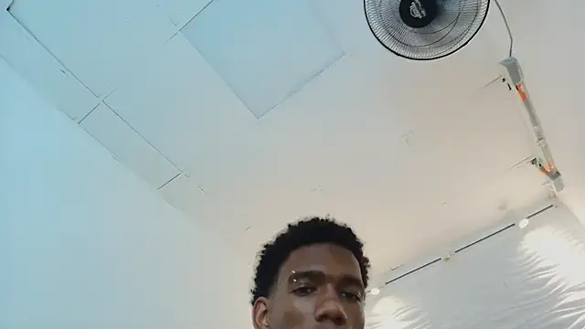 nero_reyd live sex cam