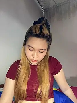 Almira6868 webcam