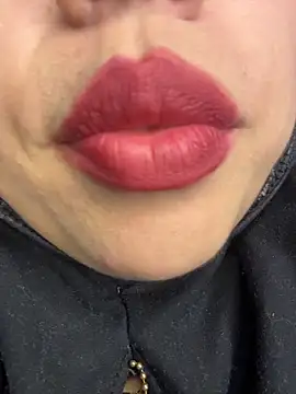 zahra_Jalid webcam
