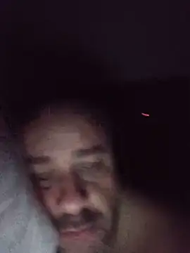 NAvoglia live cam on StripChat