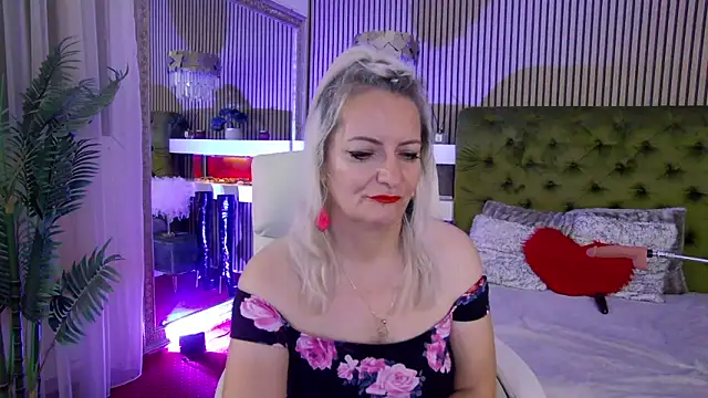 LadyTouch webcam