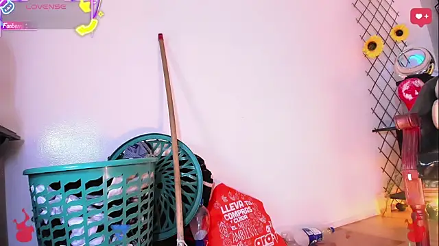 jymena_xxx webcam