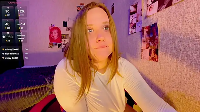 NaomiRey1 webcam