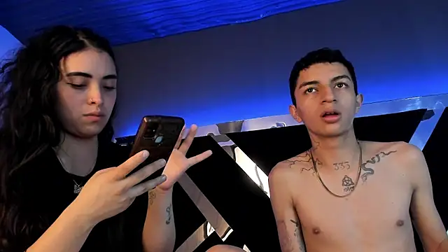 NickandAbby_ webcam