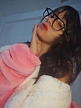 Kitty_Kalifa webcam
