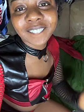 Ebony_Queeen