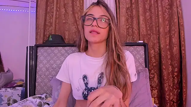 Sophie_vega1 webcam