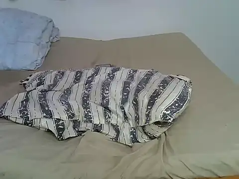 Prettybaddie01 webcam
