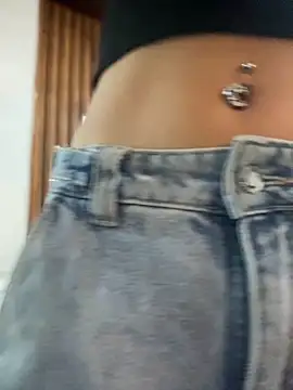 AlanaMartinez_Pink webcam