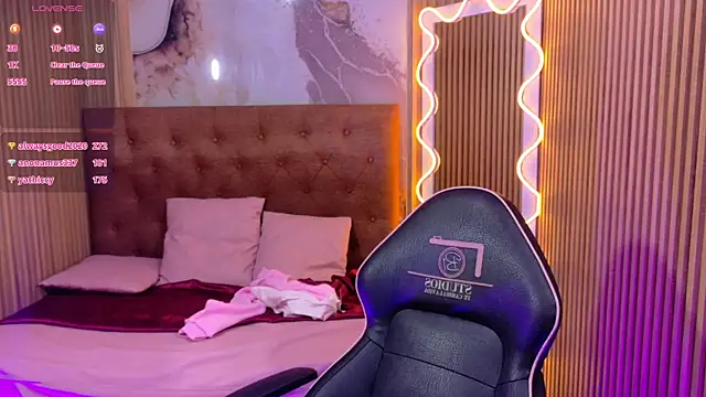 KATHERINE_TAY webcam