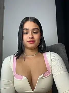 Victoria_Lux_ live cam on StripChat