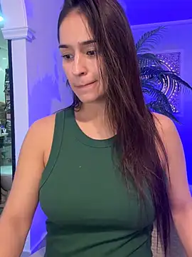 Mau_White webcam