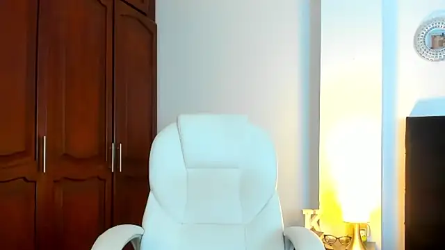 kathyajhonss live cam on StripChat