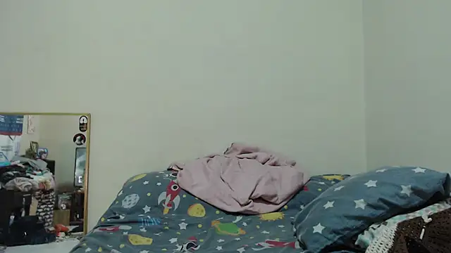 AlinaWoolf_ webcam