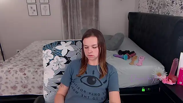 DaisieMaeXO webcam