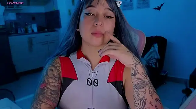 Celeste_Bauman webcam
