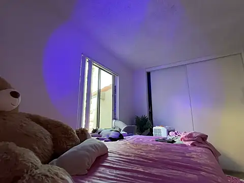 Onlypawzz webcam