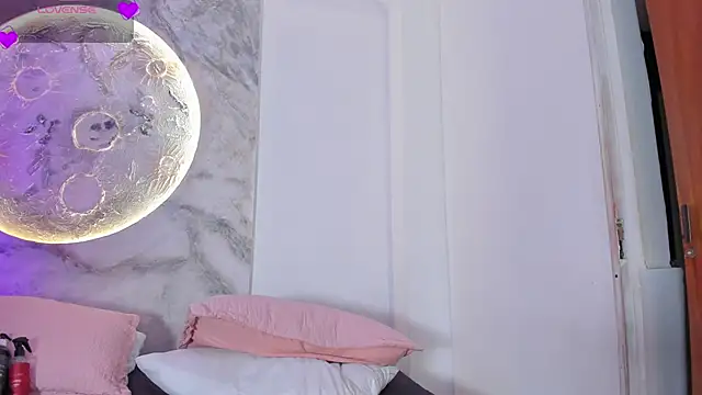 JulietaKane webcam